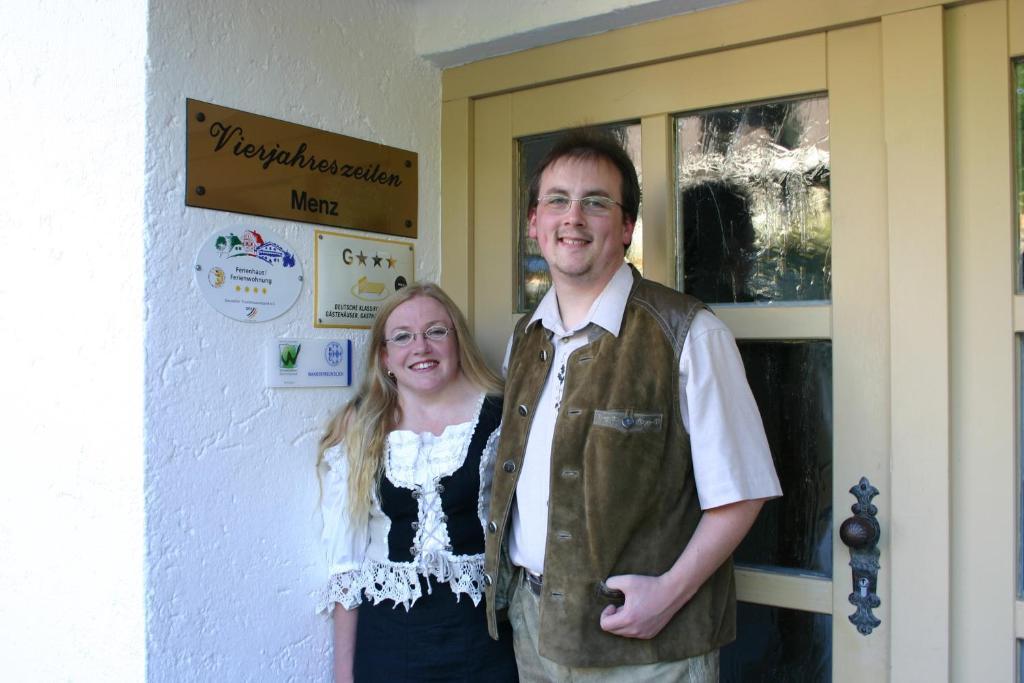 Haus Vierjahreszeiten โบเดนไมส์ ภายนอก รูปภาพ